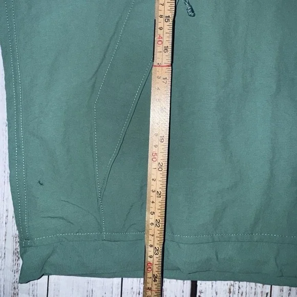 Patagonia Women's Skysail Jacket Heartleaf Green Size: Large New With Tag $199 - Picture 5 of 7